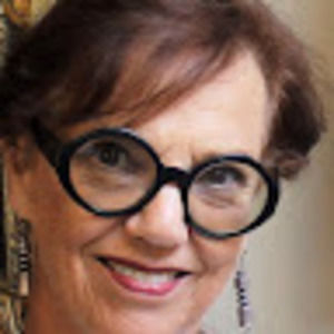 Meet your Posher, Maxine